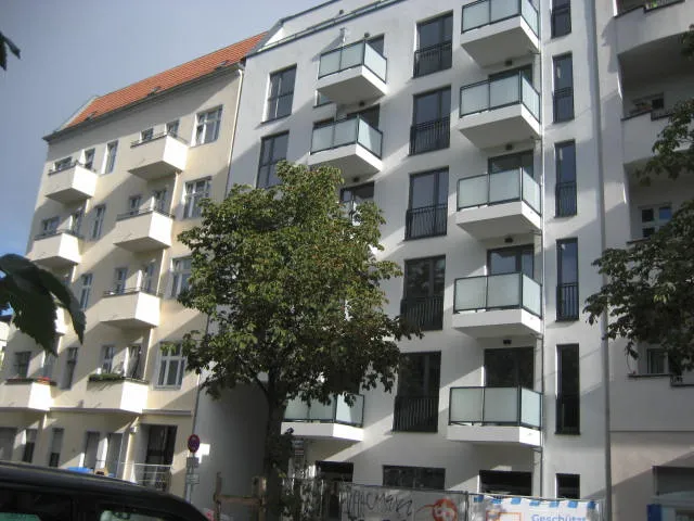 2 Zimmer Balkon-Apartment nahe Prenzlauer Berg mit EBK — photo 1